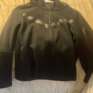 Kids Nike tech size Large in kids